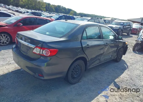 2013 Toyota Corolla Le z USA, uszkodzony, nr VIN 2T1BU4EE3DC015063